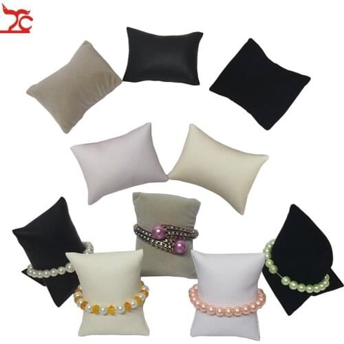 Wholesale Superior Velvet PU Leather Bracelet Display Pillow Ankle Holder Watch Organizer Jewelry Display Holder Rack Small