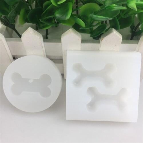 DIY Shiny Dog Bone Shape Silicone Mold For Keychains With A Hole Resin Jewelry Molds For 3D Crafts Tools