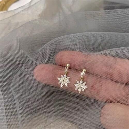 Fashion Dainty Star Flower Drop Earrings Inlay White Crystal Zircon Charm Golden Jewelry For Women Wedding Best Christmas Gifts