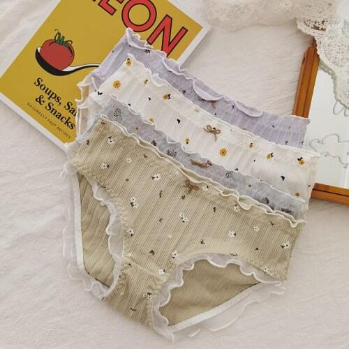 Japanese Floral Striped Seamless briefs women Young girl sweet lingerie fresh women Panties autumn N634