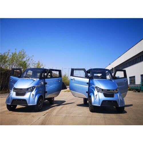 New 4 Wheel Adult Car Long Stroke Transporter Scooter Station Wagon Electric Vehicle with EEC