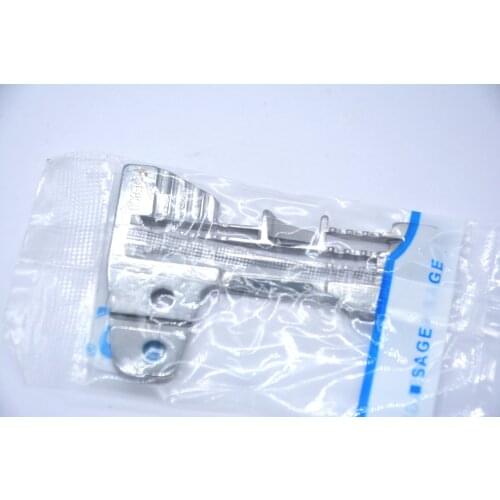Industrial sewing machine overlock 747 SIRUBA sewing machine three threads needle plate E800 737