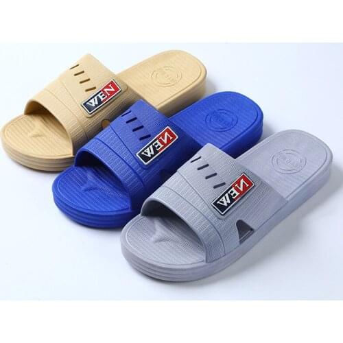 Men Indoor Home Slippers Summer Non-Slip Light Hotel Shoes Couple Soft Bottom Sandals Slippers Mens Flat Shoes Flip Flops