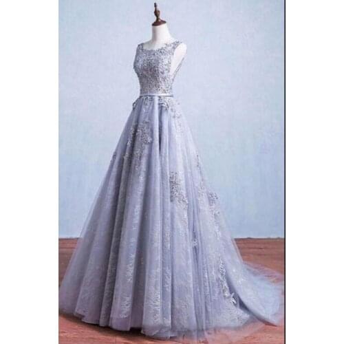 Beauty Lace Scoop Neck Long Evening Dresses 2019 Sexy Open Back Prom Gowns Tulle Sleeveless Pleated Party Dress robe de soiree