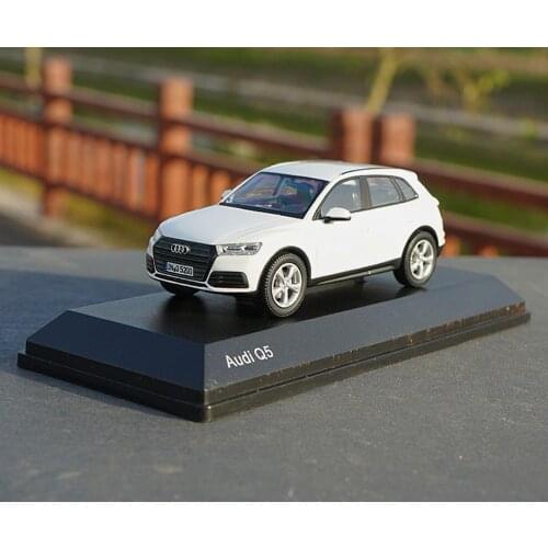1/43 Scale AUDI Q5 2017 White Diecast Car Model Toy Collection Gift Toy