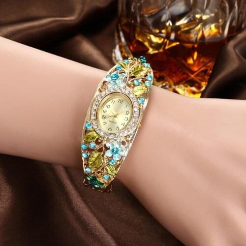 Elegant Womens Wristwatch Bangle Crystal Flower Gold Bracelet Quartz Watch for Women Rhinestone Lady Clock Qatches Reloj Mujer
