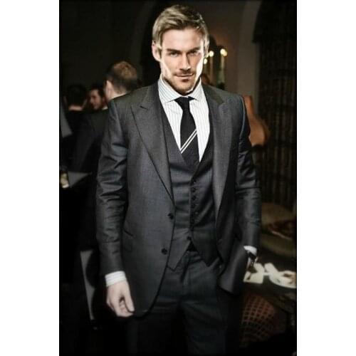 New Style Groom Tuxedo Charcoal Grey Groomsmen Peak Lapel Wedding/Dinner Suits Best Man Bridegroom (Jacket+Pants+Tie+Vest) B547