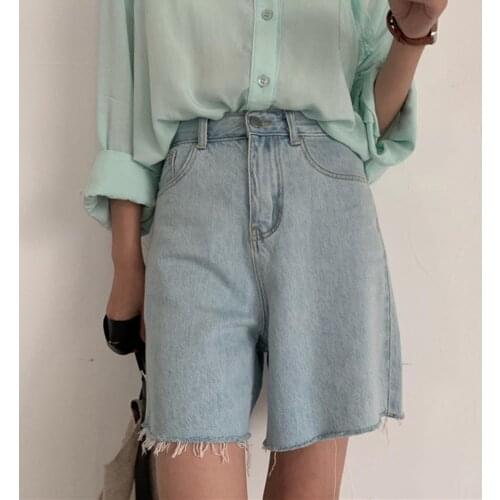 Denim Shorts Women Casual Burrs Trousers Leg Light Blue Denim Shorts Ladies Light Blue Zipper Closure Denim Women Shorts 2021