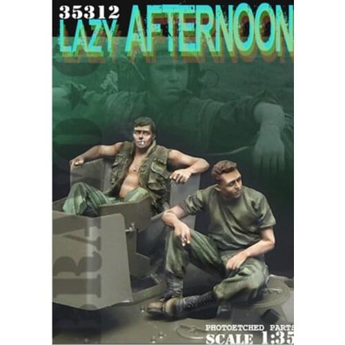 Two resin soldiers of the US Vietnam War 1:35