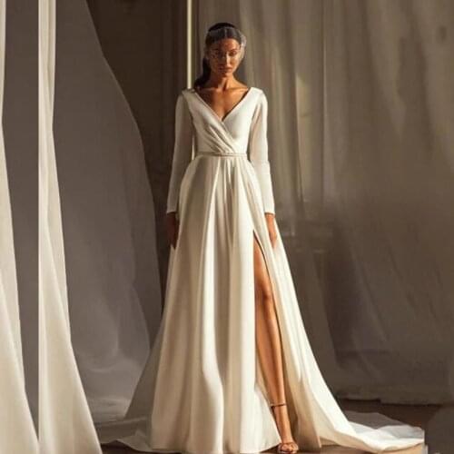 Modern Simple Long Sleeves Wedding Dresses Side Split V Neckline Wedding Gowns Beaded Bridal Dress Court Train On Sale 2021