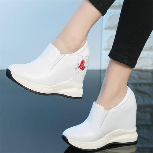 Wedges Fashion Sneakers Women Genuine Leather High Heel Ankle Boots Female Round Toe Embroider Platform Pumps Shoes Casual Shoes