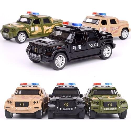 1:32 KOMBAT Armored Police Car with Lights Sounds Function Pull-back Vehicles SWAT Model Toy Collection Kids Gifts