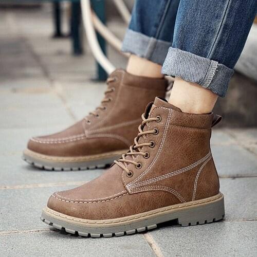 Boots Men High-Top Leisure Outdoor Short Boots British Retro Cowhide Leather Boots Winter Warm Men Shoes FGB