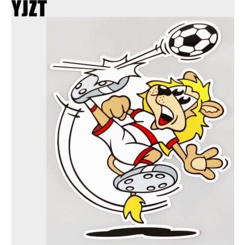 YJZT 11.8CM×15.1CM Fun Cartoon Lion Playing Football PVC Car Sticker 11C-0484