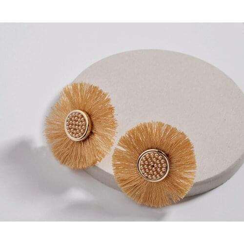 Alloy pearl cotton fringed flowers female stud earrings E - 028