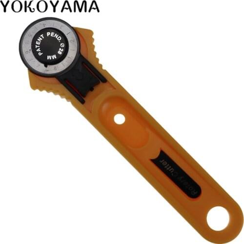 YOKOYAMA 28mm Wheel Round Cloth Rotary Cutter Cutting Patchwork Roller Knife Leather Paper Fabric Cutting Tool DIY Sewing Tool