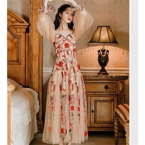 Spring Summer 2021 Women Fashion Lace Embroidery Mesh Sling Off-Shoulder Dress Lantern Sleeve Designer Pretty Retro Robes y1396