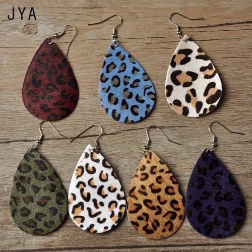 Cpop Leather Earrings for Women Multicolor Leopard Feather Earrings Big Long Fashion Leaf Rainbery Dangle Ear Drops Winter 2018