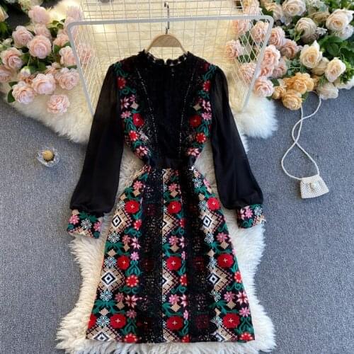 High Quality Spring Fall Chiffon Long Sleeve Patchwork Retro Flower Embroidery Dress Women Hollow Out Slim Elegant Lace Dress