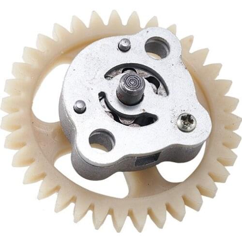 Scooter Engine Parts Oil Pump Assembly