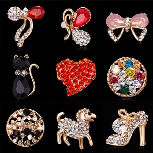 Winter New Lady Fashion Brooch Sparkling Crystal Rhinestones Large Snowflake Brooch Pins Jewelry Brooches Women Christmas Gift