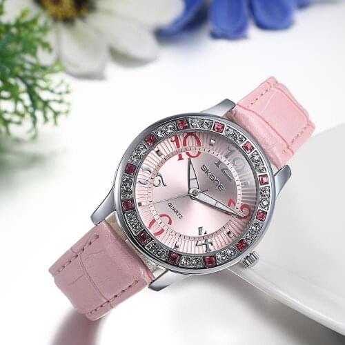 LANCARDO Fashion Rhinestone Designer Ladies quartz Watch Leather Bracelet Wrist Watch Simple Dress Gfit Montre Femme