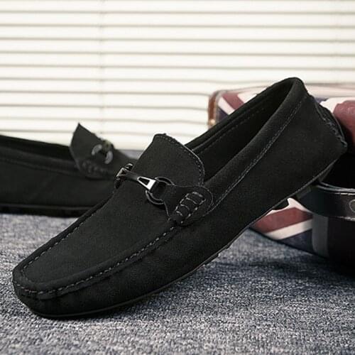 Designer Shoes Men Slip-on Leather Suede Moccasins Man Casual Loafers Male Shoes Adult Driving Flats Black Soft Non-slip Loafers