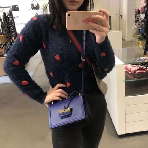 2021 new fashion womens Bag Simple triangle elegant Messenger Bag womens summer hot chain rhombic shoulder bag