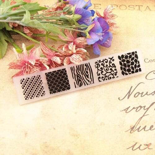 HOT plastic Pine leaves craft card making paper card album wedding decoration clip Embossing folders