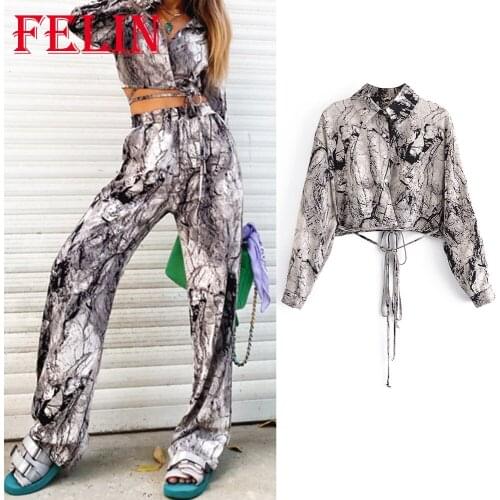 Za 2021 Chic Y2K Short Vintage Women Shirt Cool Girl Student Fashion Autumn Long Sleeve Button Hip Hop Ink Painting Blouses