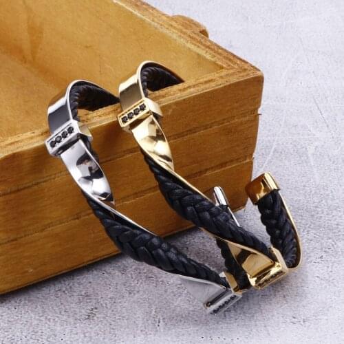 Stainless steel leather bracelet Europe and the United States black titanium steel mens bracelet open leather bracelet jewelry