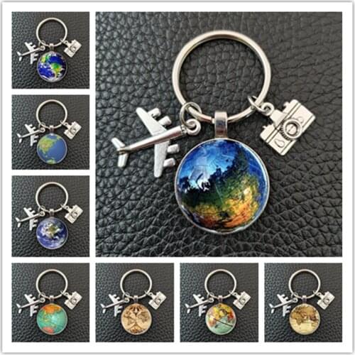 New world map keychain travel exploration exploration glass dome convex plane charm pendant keychain men and women gifts