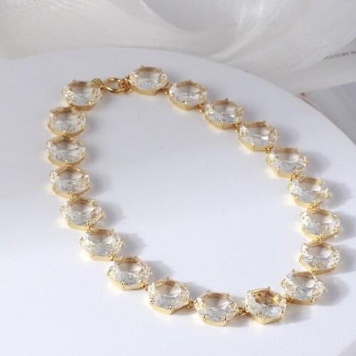 Necklace clavicle chain inlaid resin banquet style ladies necklace