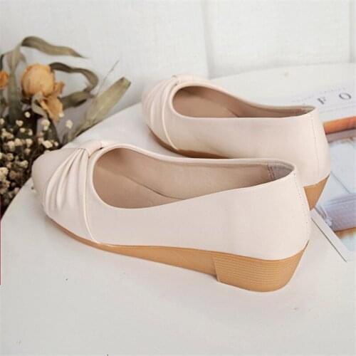 Soft leather ladies 3.5 cm pumps office womens shoes with slope heel elegant pointed toe womens shoes