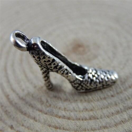 10PCS Mini Small Women High Heels Charms Handmade Crafts Antique Silver Color Jewelry Making Pendant AU09444
