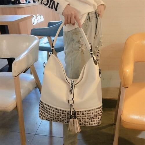Large capacity diamond women handbag 2020 new fashion leather rhinestone portable tote bag tassel ladies messenger shoulder bags