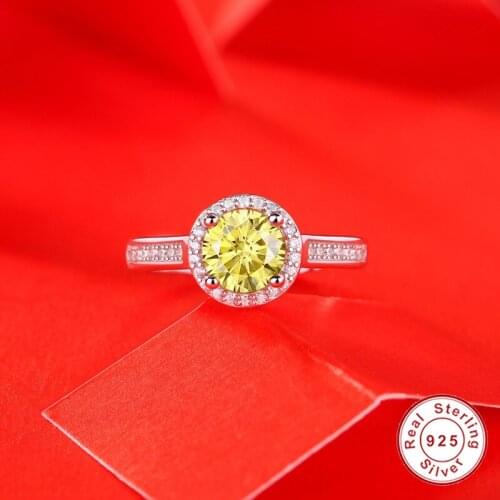Geoki Luxury 925 Sterling Silver 1 Ct Passed Diamond Test Round Perfect Cut Shiny Yellow Moissanite Wedding Ring Trendy Jewelry
