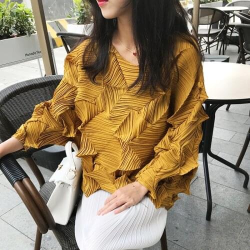 2020 autumn and winter Miyake pleated Three Quarter shirts women handmade pleated T-shirt temperament Korean aesthetic clothes