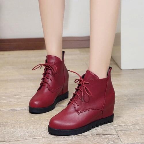 2020 womens short boots autumn and winter new lace-up leather shoes height increasing thick bottom Non-slip womens boots
