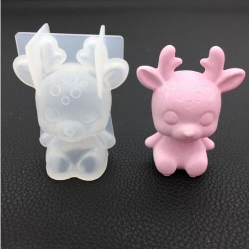 Diy crystal Epoxy three-dimensional pray rabbit praying mold aromatherapy plaster spread incense high mirror table decoration