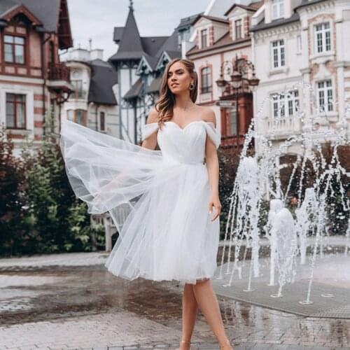Simple Custom Made size and Color Off the Shoulder Short Bohemian Wedding Dresses Tulle Wedding Gown A-Line Tulle Bridal Dress