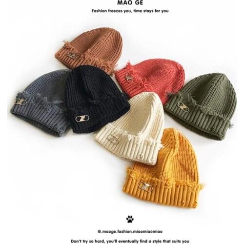 Fashion Kids & Adult Hats Unisex Hole beggar Buckle Skullies Beanies Hat Winter Warm Knitted Children Hats and Caps Boys Girls