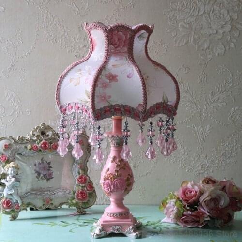 European-style Resin Carved Table Lamp Lace Palace Lampshade High-end Fashion Bedroom Bedside Living Room Study Decorative Lamps