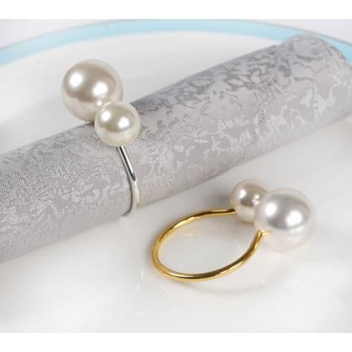 2pcs SHSEJA Creative personality metal napkin ring the toast button ring napkin western buckle napkin ring pearl meal