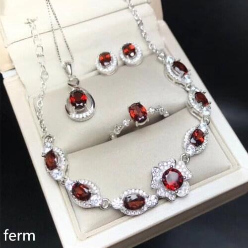 KJJEAXCMY exquisite jewelry 925 pure silver inlaid natural garnet female jewelry set rings, pendant earrings bracelet 5 pieces