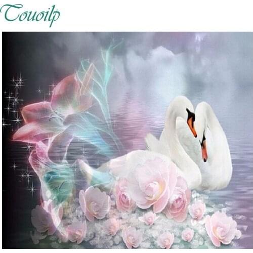 2018 New Diamond Painting Needlework 5d Full Drill Resin Mosaic Diamond Embroidery Rhinestone Swan Love Decoration Free Shipping
