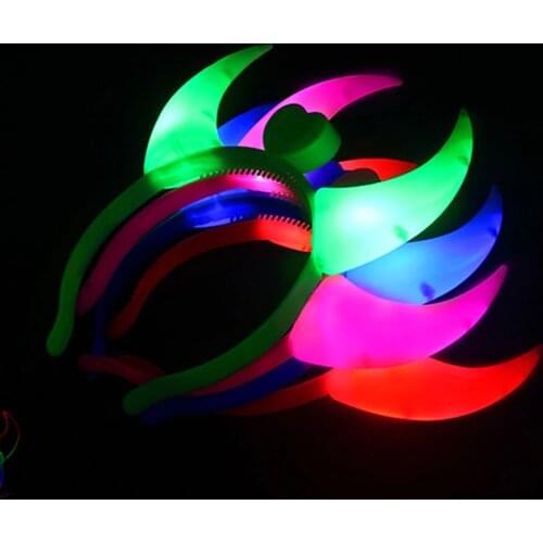 1Pcs Creative Luminous Horn Lamp Headband Plastic Glow Led Night Lovely Decoration Party Novelty Toys Gifts For Children Kids