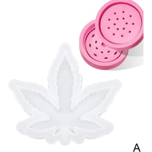 2021 Smoking Accessories Round Shape Plastic Tobacco Grinder+Maple Ashtray Mould Leaf T8D4