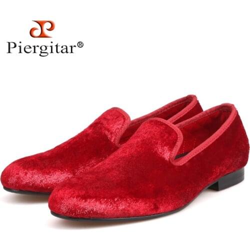 Piergitar 2019 Fashion five colors Men velvet shoes Handmade men loafers for party and wedding prom plus size somking slippers