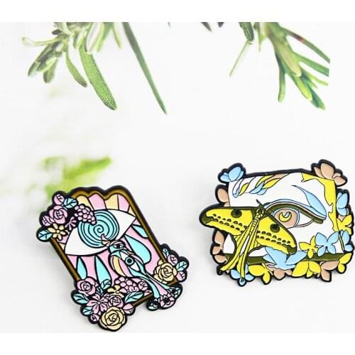 XEDZ Art Color Long Tail Bird Badge Creative Yellow Butterfly Eye Metal Enamel Brooch Cartoon Lapel Backpack Jewelry Gift